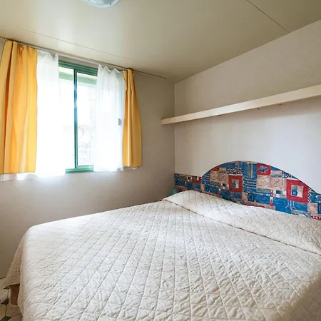 Semesterpark Villaggio Punta Lunga 3*